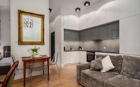 Old Town Apartments - Near The Barbakan By Sun & Snow
